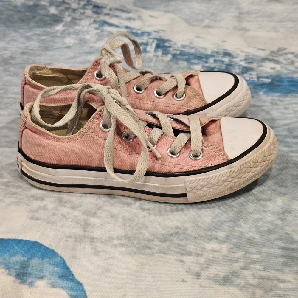Pink Converse All Star Low Top Toddler‎ Girls Size 11 Sneakers Shoes